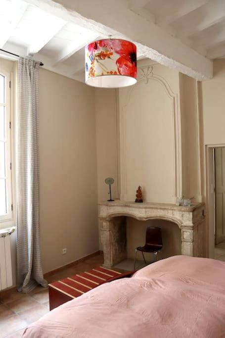 Uzes Centre Quartiers Des Arts Charme De L'Ancien Apartment Exterior photo